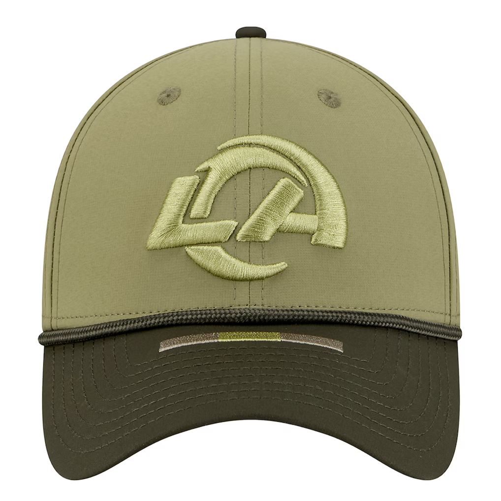 LOS ANGELES RAMS 2025 NFL SALUTE TO SERVICE 39THIRTY FLEX FIT HAT - GREEN