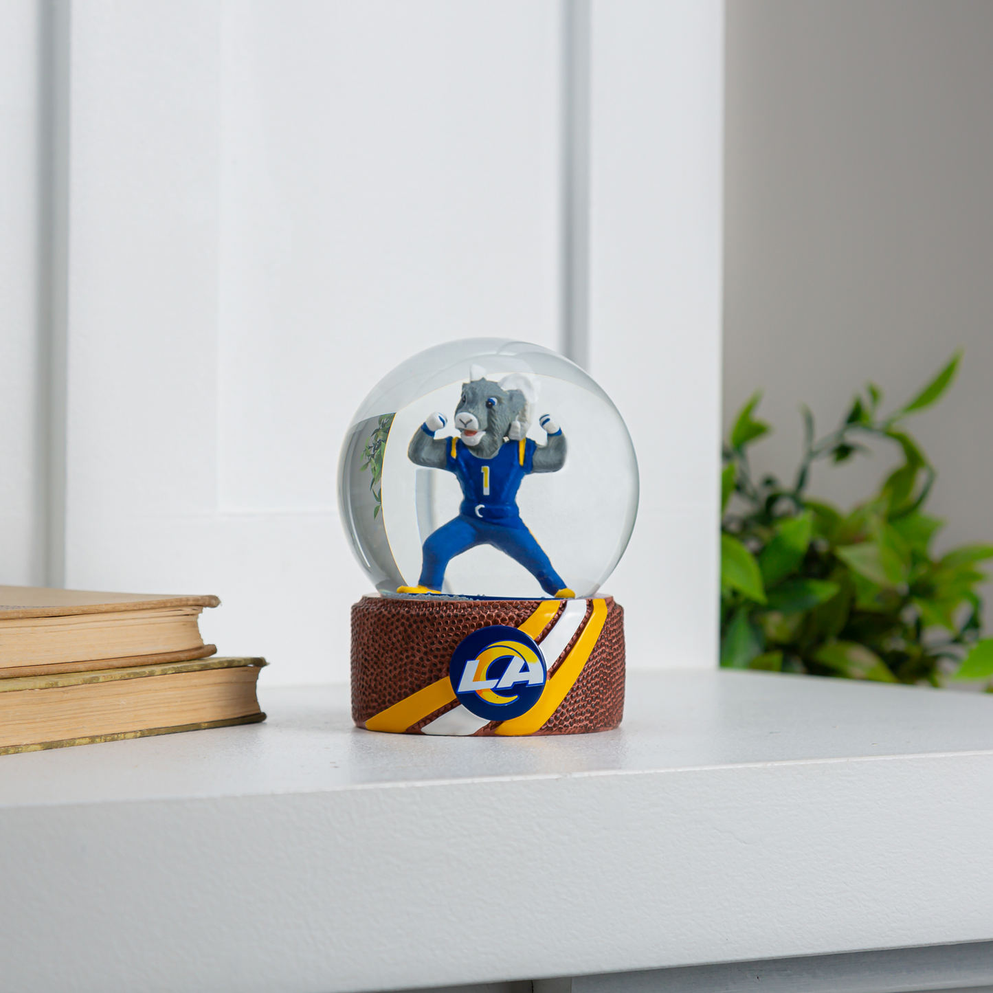 LOS ANGELES RAMS MASCOT WATER GLOBE