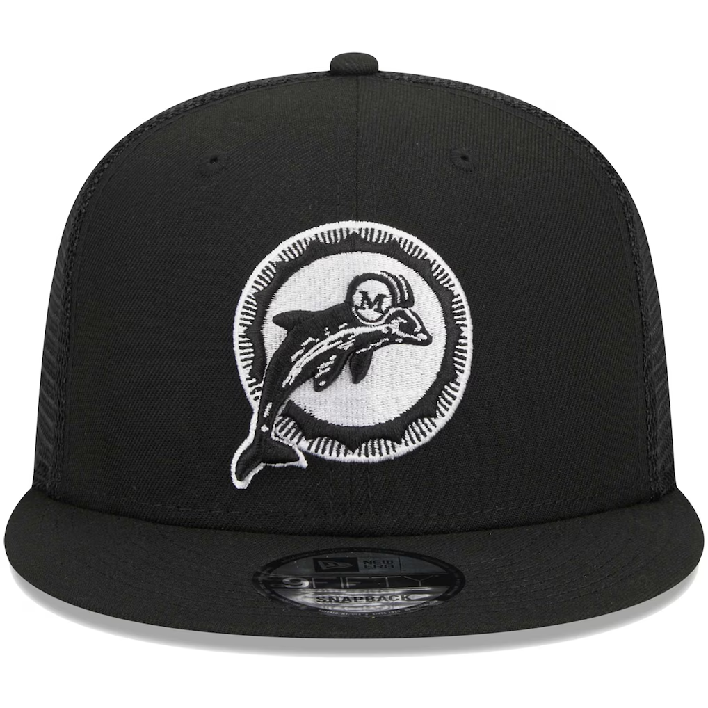 MIAMI DOLPHINS RETRO EVERGREEN TRUCKER 9FIFTY SNAPBACK HAT - BLACK/WHITE