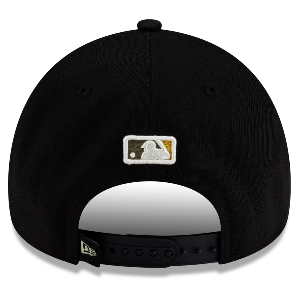 MILWAUKEE BREWERS NEW ERA 2026 MLB WORLD SERIES CHAMPIONS LOCKER ROOM 9FORTY A-FRAME ADJUSTABLE HAT - BLACK