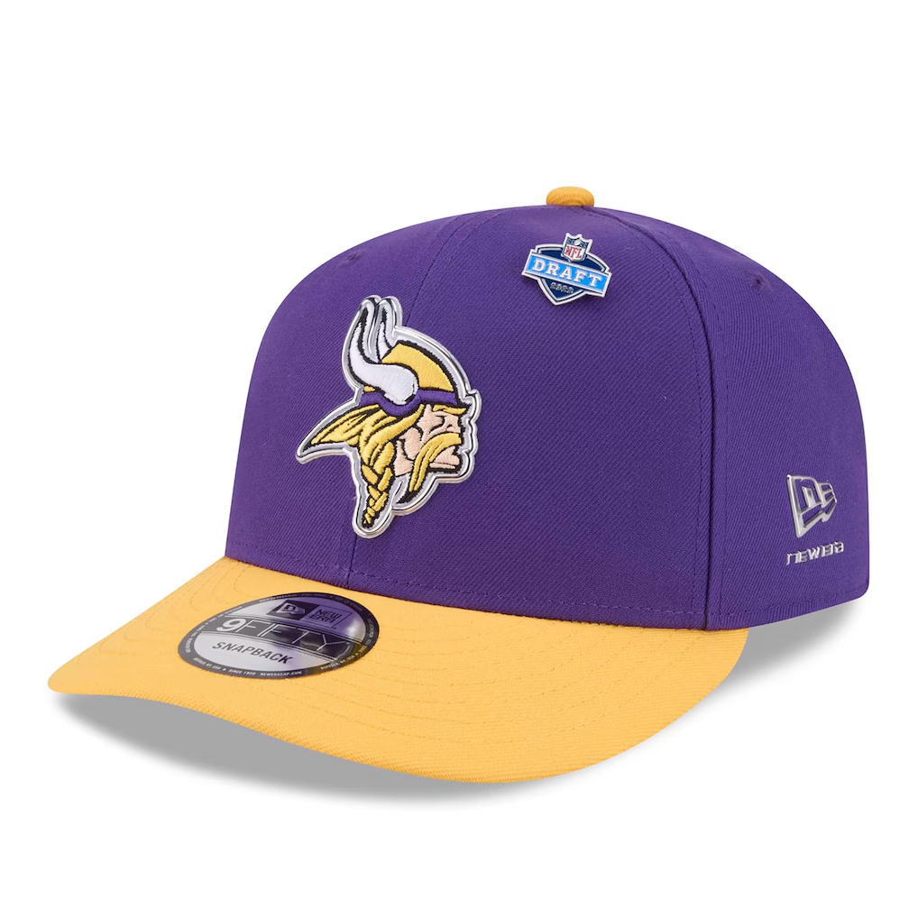 MINNESOTA VIKINGS 2026 NFL DRAFT 9FIFTY SNAPBACK HAT - PURPLE/GOLD