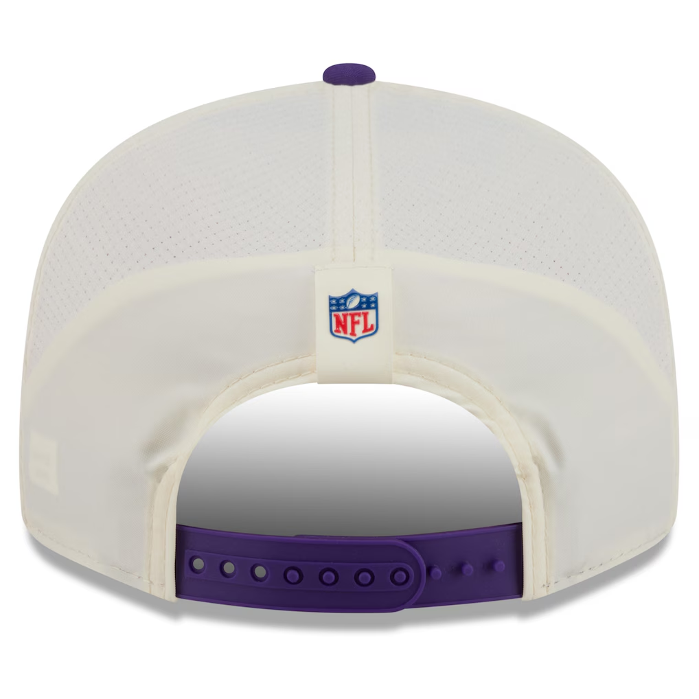MINNESOTA VIKINGS 2026 NFL TRAINING CAMP 9FIFTY SNAPBACK HAT - CHROME WHITE/PURPLE