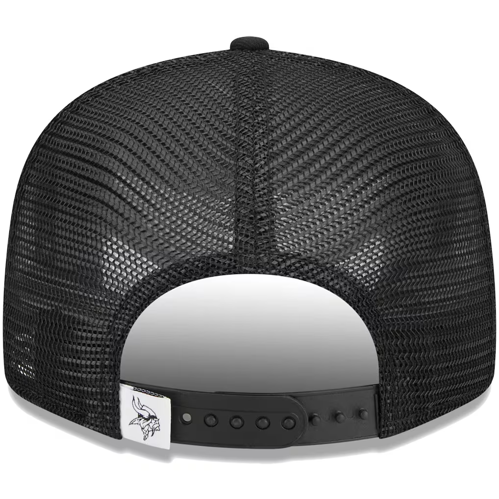 MINNESOTA VIKINGS EVERGREEN TRUCKER 9FIFTY SNAPBACK HAT - BLACK/WHITE