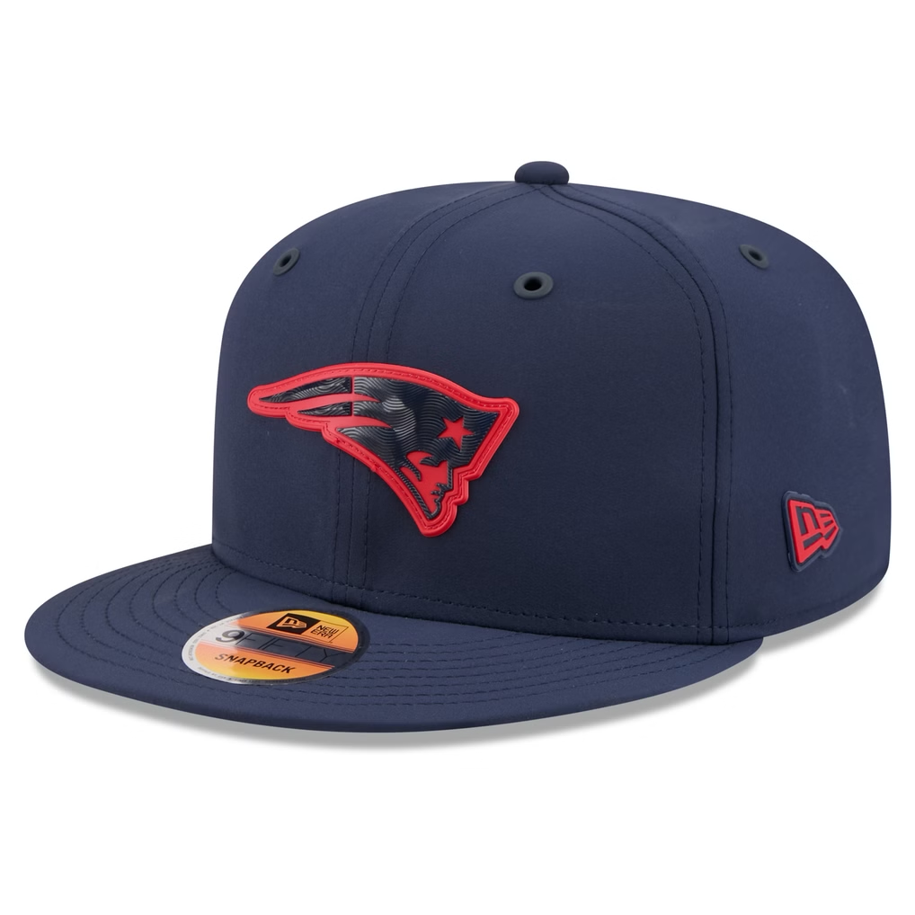 NEW ENGLAND PATRIOTS 2026 NFL SIDELINE 9FIFTY SNAPBACK HAT - NAVY