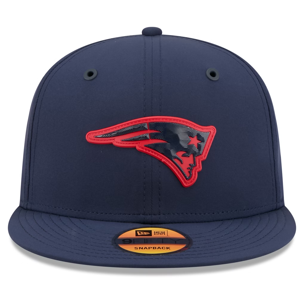 NEW ENGLAND PATRIOTS 2026 NFL SIDELINE 9FIFTY SNAPBACK HAT - NAVY