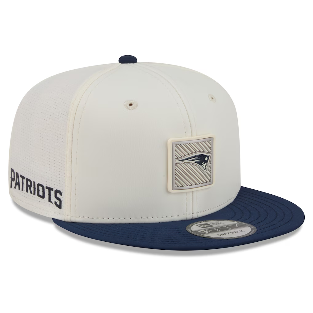 NEW ENGLAND PATRIOTS 2026 NFL TRAINING CAMP 9FIFTY SNAPBACK HAT - CHROME WHITE/NAVY
