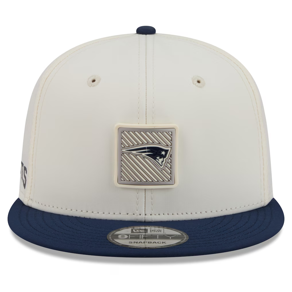 NEW ENGLAND PATRIOTS 2026 NFL TRAINING CAMP 9FIFTY SNAPBACK HAT - CHROME WHITE/NAVY
