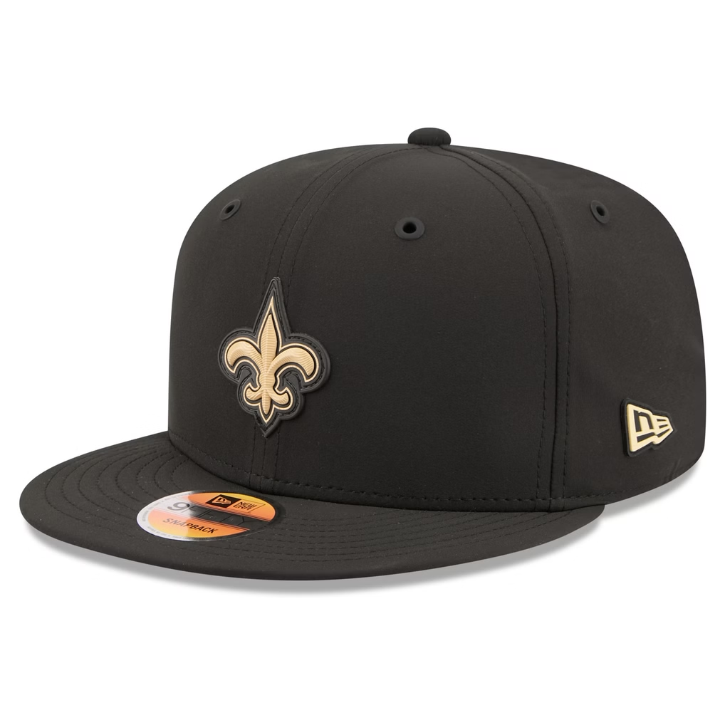 NEW ORLEANS SAINTS 2026 NFL SIDELINE 9FIFTY SNAPBACK HAT - BLACK