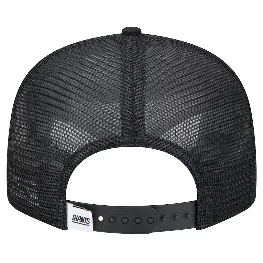 NEW YORK GIANTS RETRO EVERGREEN TRUCKER 9FIFTY SNAPBACK HAT - BLACK/WHITE