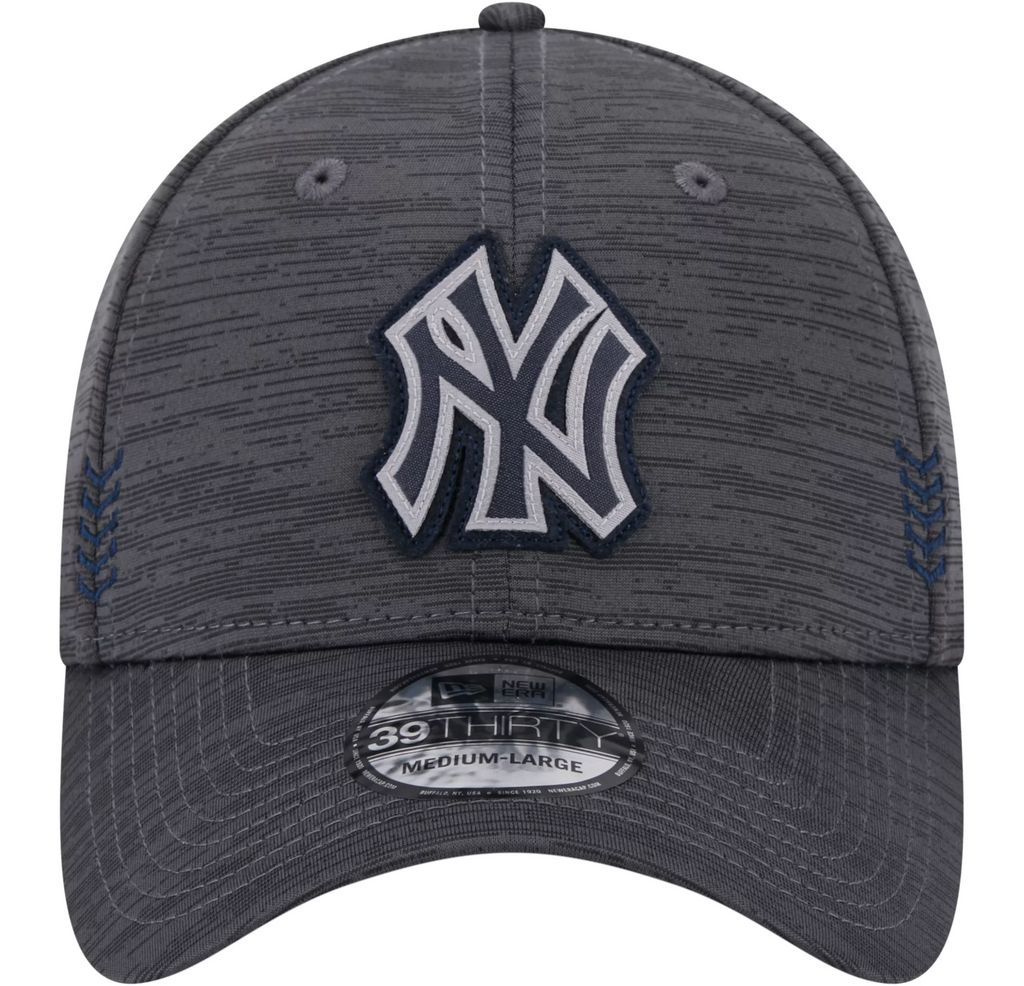 NEW YORK YANKEES 2024 CLUBHOUSE 39THIRTY FLEX FIT HAT - GRAY