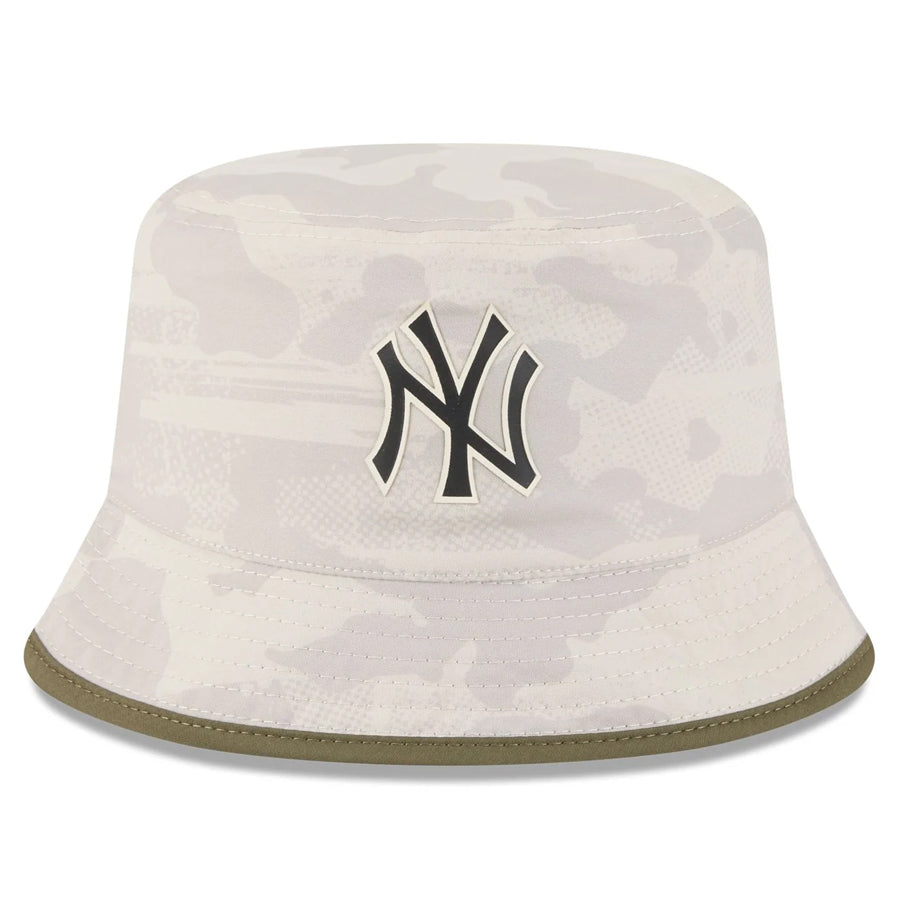 NEW YORK YANKEES 2025 MLB ARMED FORCES BUCKET HAT - STONE