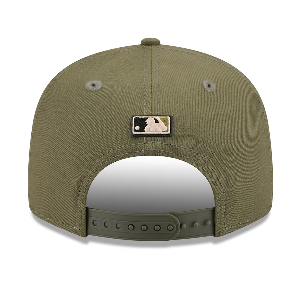 NEW YORK YANKEES 2026 MLB ARMED FORCES 9FIFTY SNAPBACK HAT - OLIVE