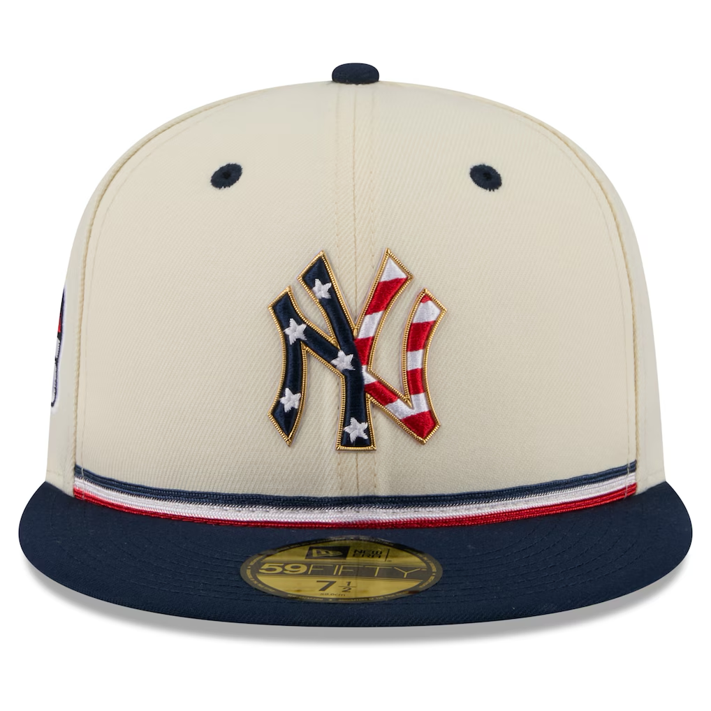 NEW YORK YANKEES 2026 MLB USA 250 4TH OF JULY 59FIFTY FITTED HAT - CHROME WHITE/NAVY