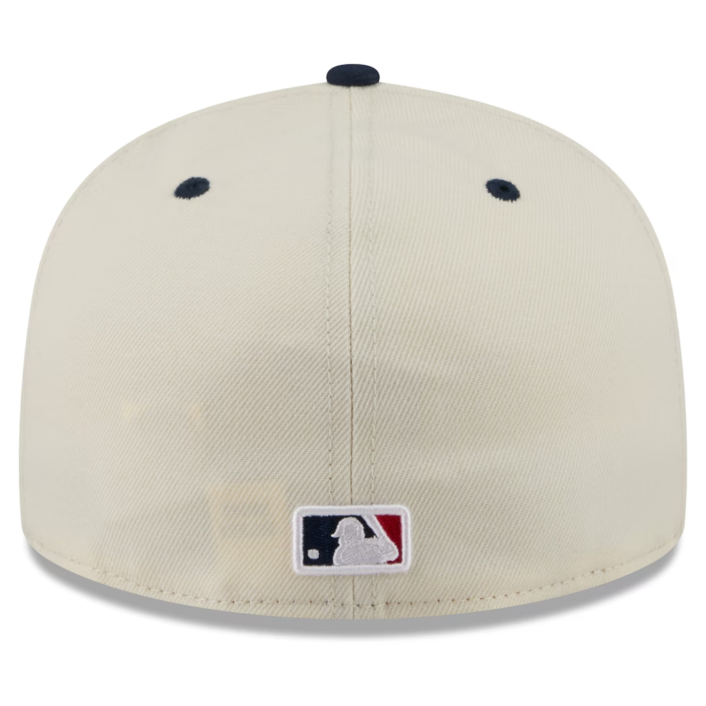 NEW YORK YANKEES 2026 MLB USA 250 4TH OF JULY 59FIFTY FITTED HAT - CHROME WHITE/NAVY