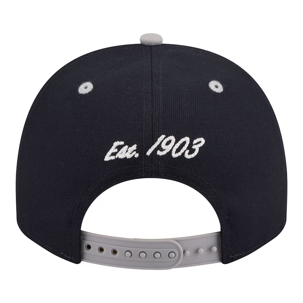 NEW YORK YANKEES ARCHED 9FIFTY A-FRAME SNAPBACK HAT - NAVY/GRAY