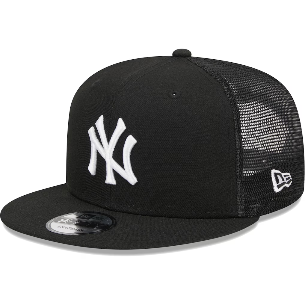 NEW YORK YANKEES EVERGREEN COOPERSTOWN TRUCKER 9FIFTY SNAPBACK HAT - BLACK/WHITE
