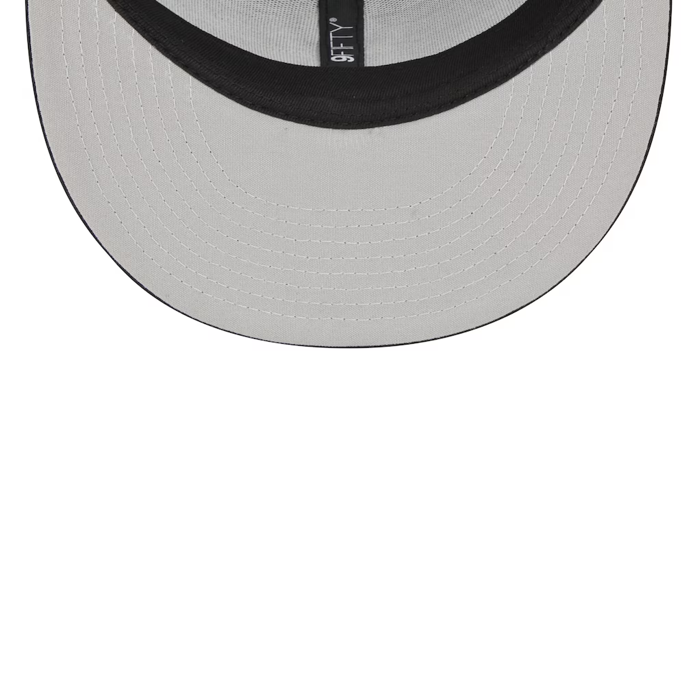 NEW YORK YANKEES EVERGREEN COOPERSTOWN TRUCKER 9FIFTY SNAPBACK HAT - BLACK/WHITE