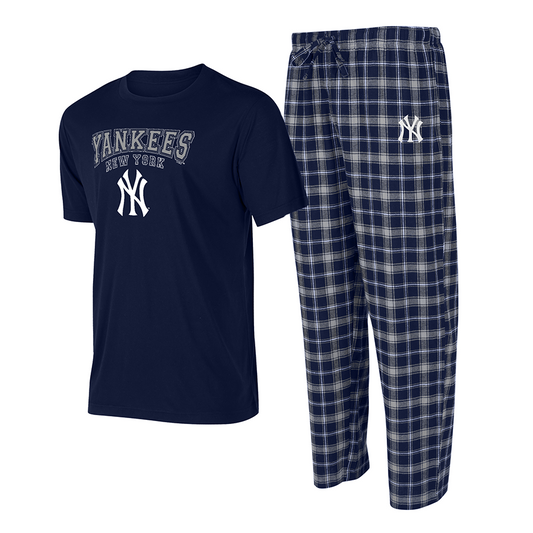 NEW YORK YANKEES MEN'S ARTIC T-SHIRT & FLANNEL PANT SET