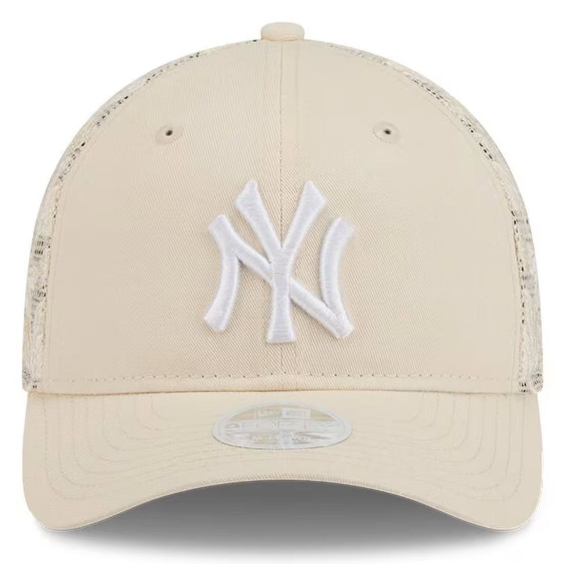 NEW YORK YANKEES WOMEN'S FLORAL MESH 9FORTY M-CROWN TRUCKER HAT - LIGHT CREAM