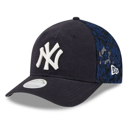 NEW YORK YANKEES WOMEN'S FLORAL MESH 9FORTY M-CROWN TRUCKER HAT - NAVY