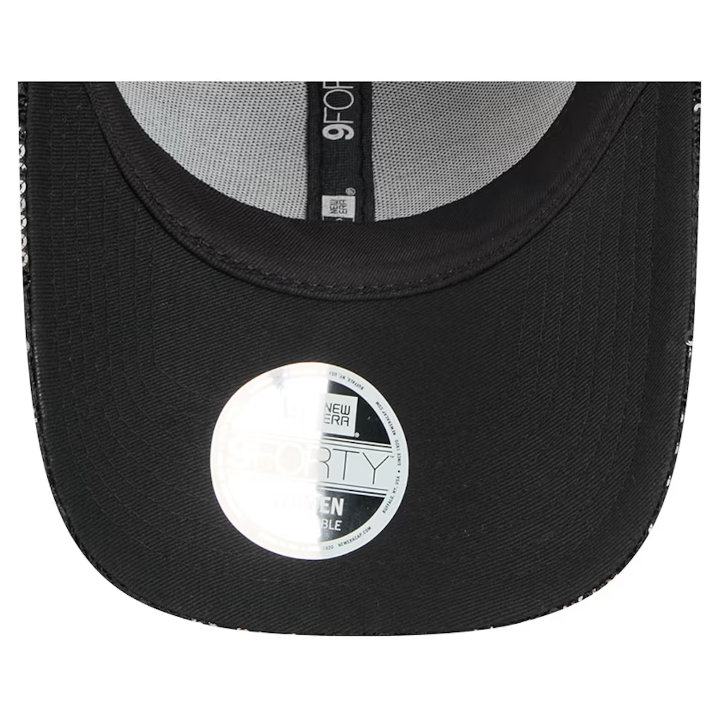 NEW YORK YANKEES WOMEN'S SEQUIN SCRIPT 9FORTY M-CROWN ADJUSTABLE HAT - BLACK