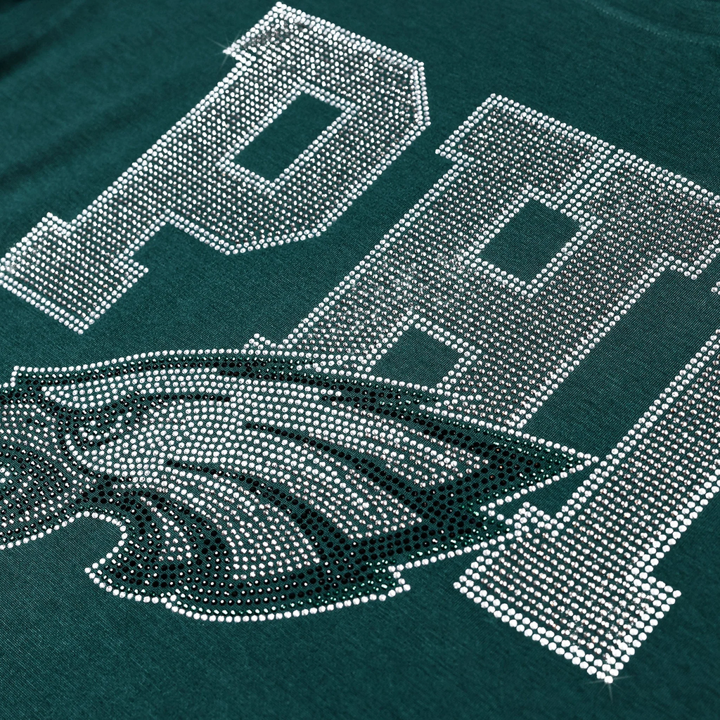 PHILADELPHIA EAGLES WOMEN'S FOCO RHINESTONE LOGO CROP TOP T-SHIRT - GREEN