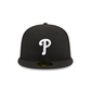 GORRA EQUIPADA 59FIFTY DE LA SERIE MUNDIAL 1980 CON PARCHE LATERAL DE LOS PHILLIES DE PHILADELPHIA - NEGRO/BLANCO