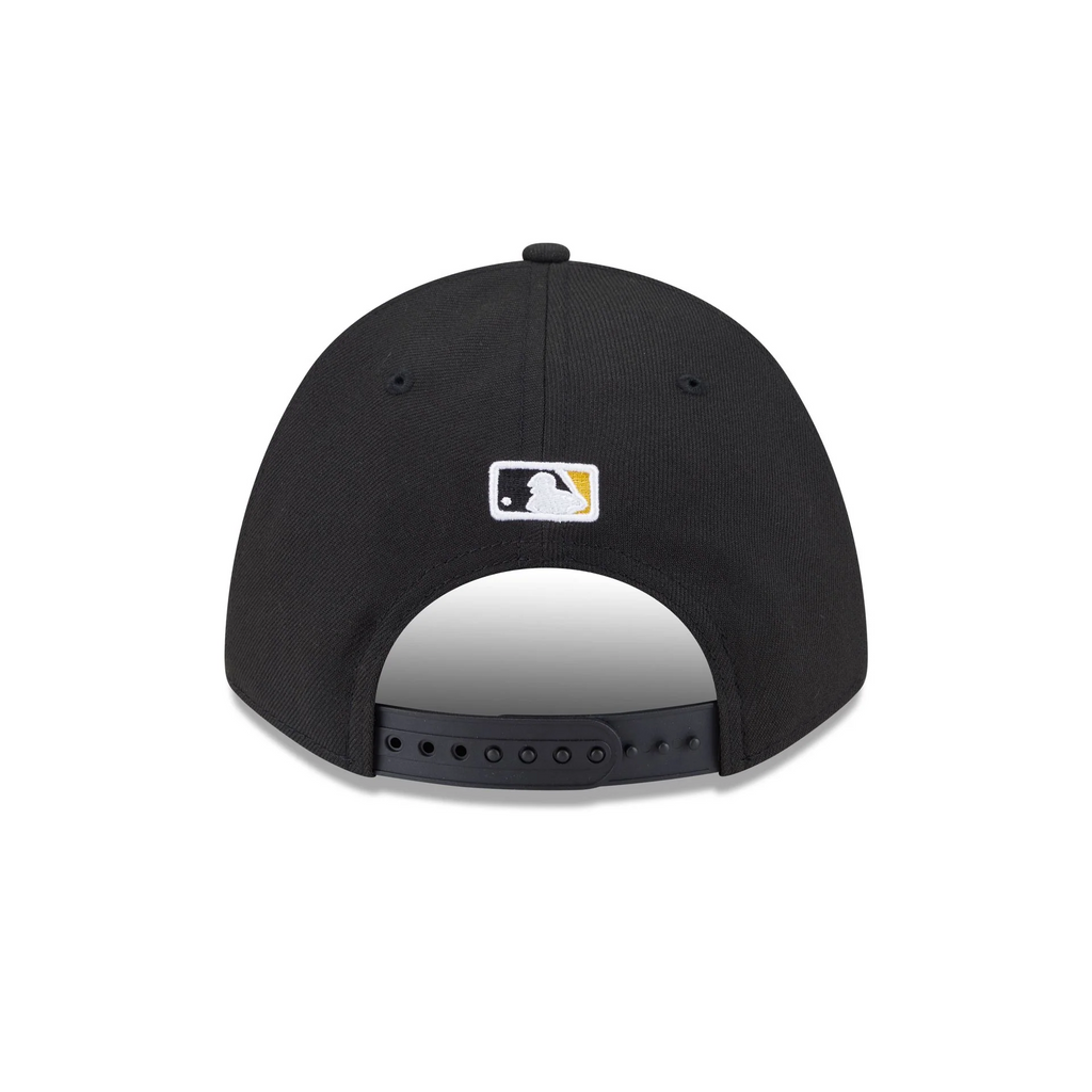 PITTSBURGH PIRATES PLAYER REPLICA 9FORTY M-CROWN SNAPBACK ADJUSTABLE HAT - BLACK