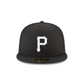 GORRA AJUSTADA 59FIFTY DEL JUEGO ALL-STAR DE 1959 CON PARCHE LATERAL DE LOS PIRATAS DE PITTSBURGH - NEGRO/BLANCO