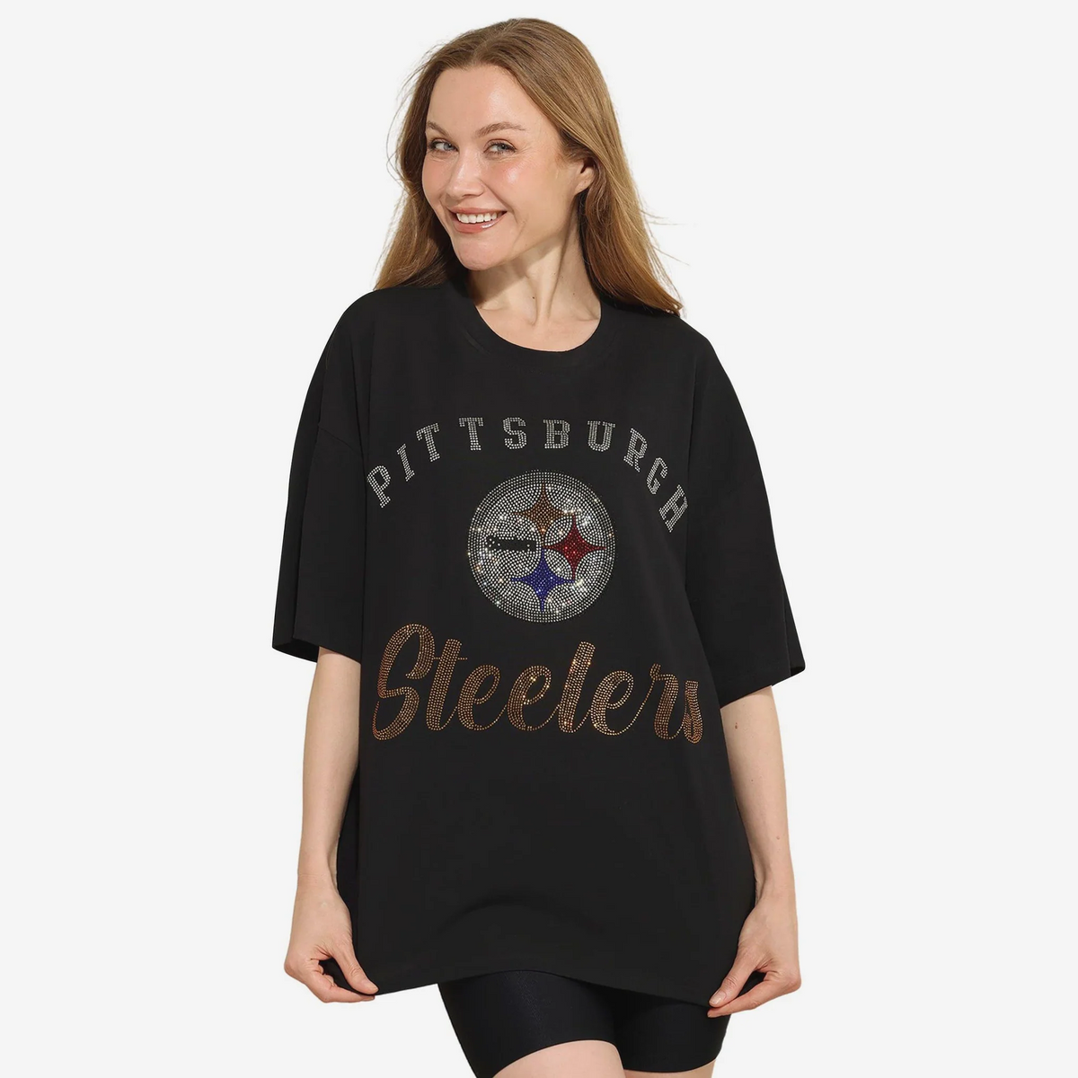 PITTSBURGH STEELERS WOMEN'S FOCO RHINESTONE LOGO OVERSIZED T-SHIRT - BLACK
