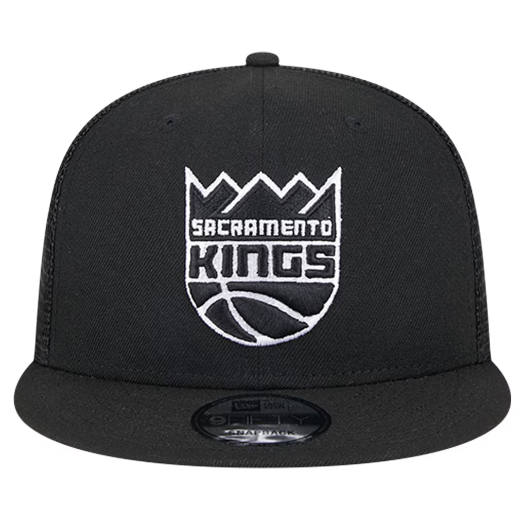 SACRAMENTO KINGS EVERGREEN TRUCKER 9FIFTY SNAPBACK HAT - BLACK/WHITE