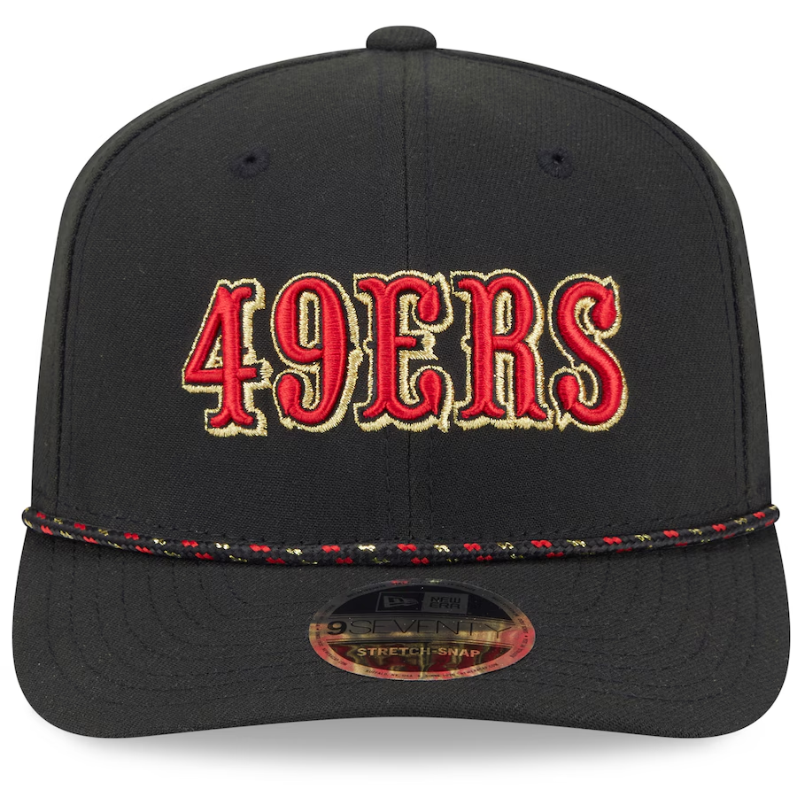 SAN FRANCISCO 49ERS 2025 NFL RIVALRY SIDELINE COLLECTION 9SEVENTY ADJUSTABLE HAT - BLACK