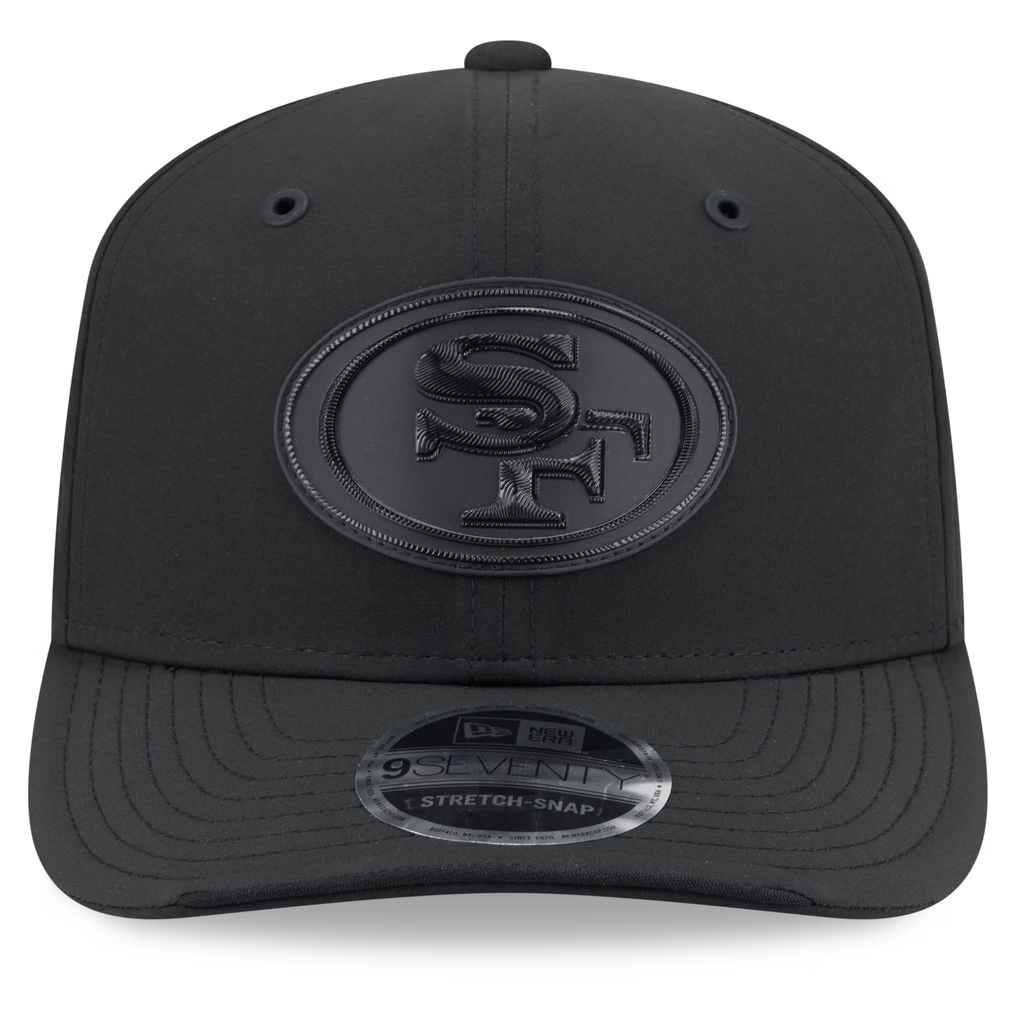 SAN FRANCISCO 49ERS 2026 NFL SIDELINE 9SEVENTY STRETCH-SNAP ADJUSTABLE HAT - BLACK/BLACK