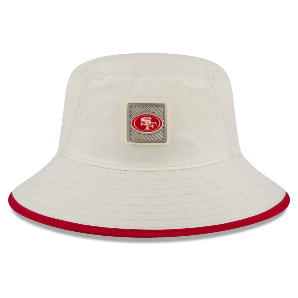 SAN FRANCISCO 49ERS 2026 NFL TRAINING CAMP BUCKET HAT - CHROME WHITE/RED
