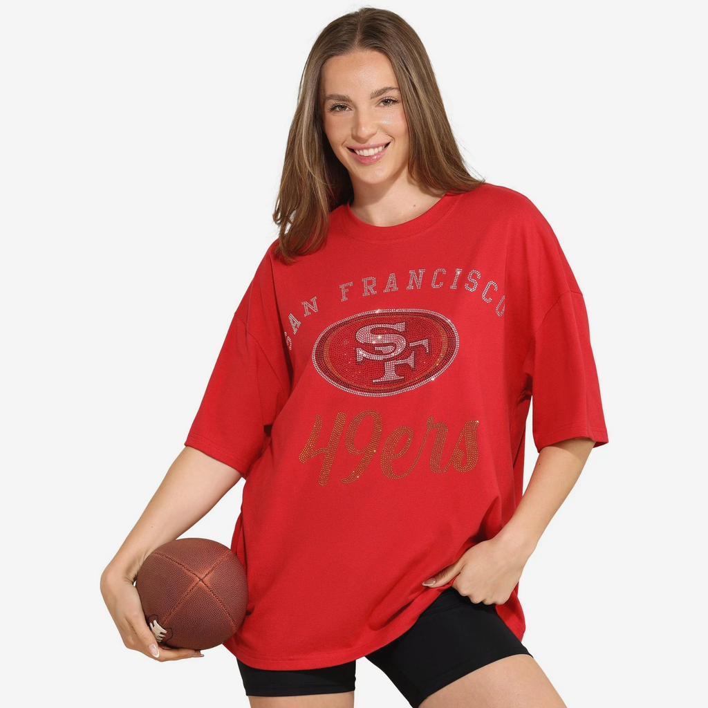 SAN FRANCISCO 49ERS WOMEN'S FOCO RHINESTONE LOGO OVERSIZED T-SHIRT - RED