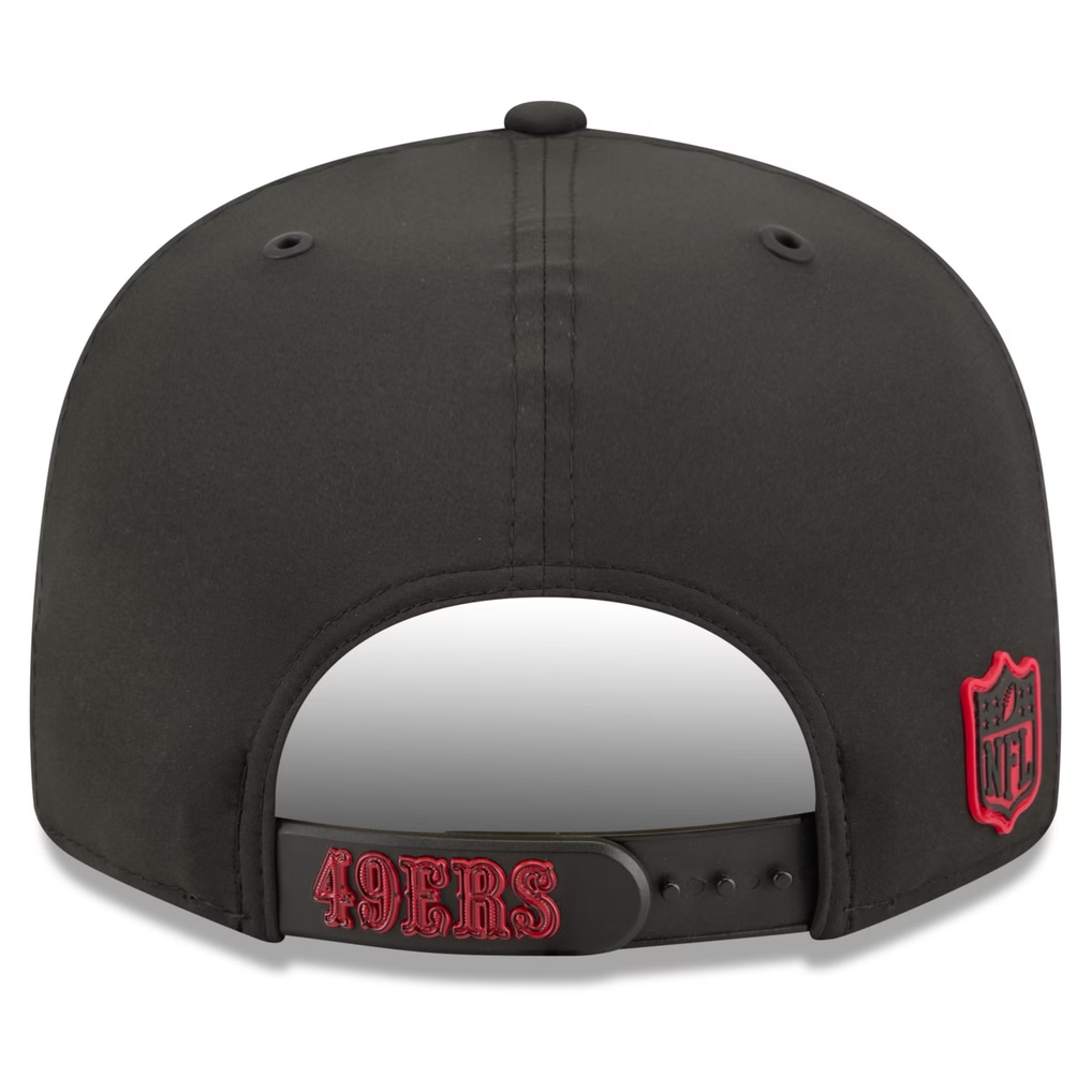 SAN FRANCISCO 49ERS YOUTH 2026 NFL SIDELINE 9FIFTY SNAPBACK HAT - BLACK