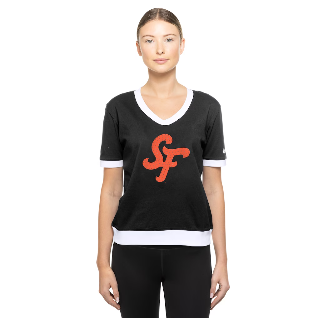 SAN FRANCISCO GIANTS WOMEN'S 2025 MLB CITY CONNECT RHINESTONE V-NECK T-SHIRT - BLACK