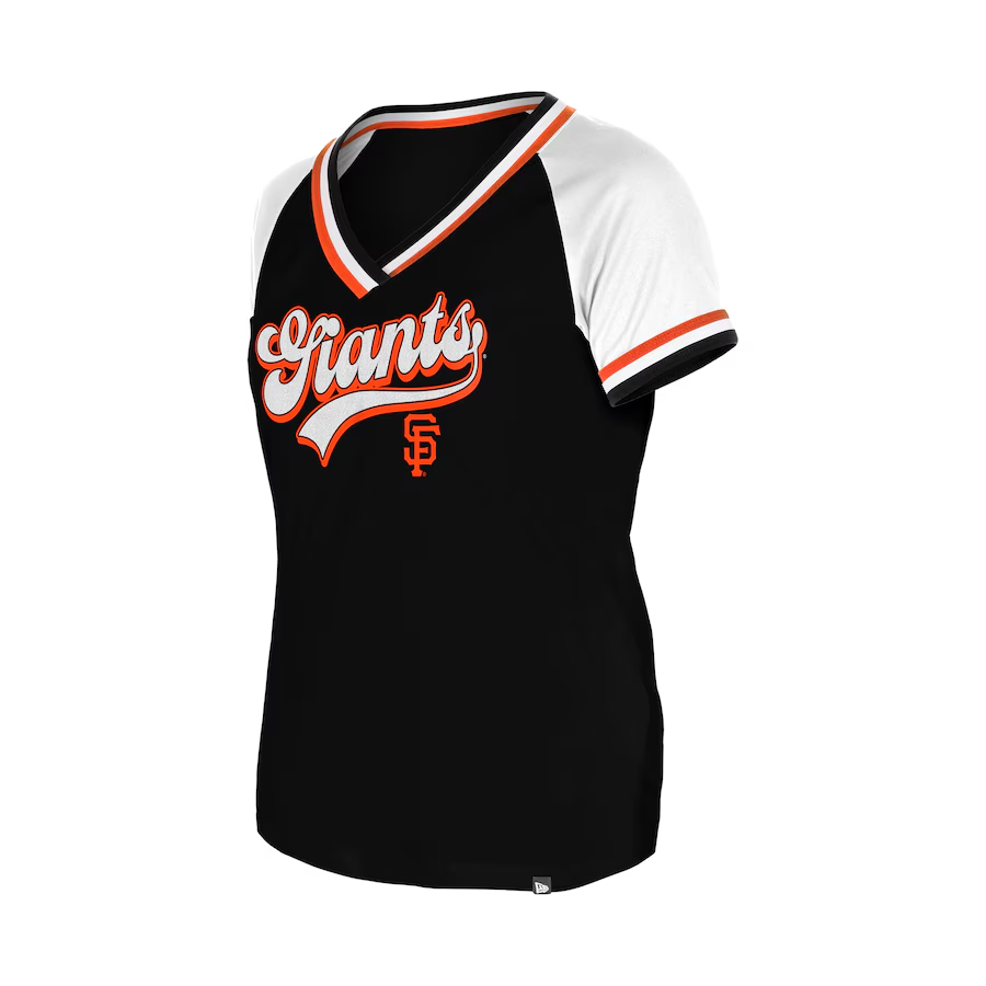 SAN FRANCISCO GIANTS WOMEN'S GLITTER SCRIPT RAGLAN V-NECK T-SHIRT - BLACK