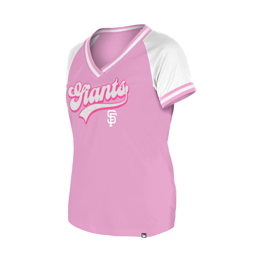 SAN FRANCISCO GIANTS WOMEN'S GLITTER SCRIPT RAGLAN V-NECK T-SHIRT - PINK