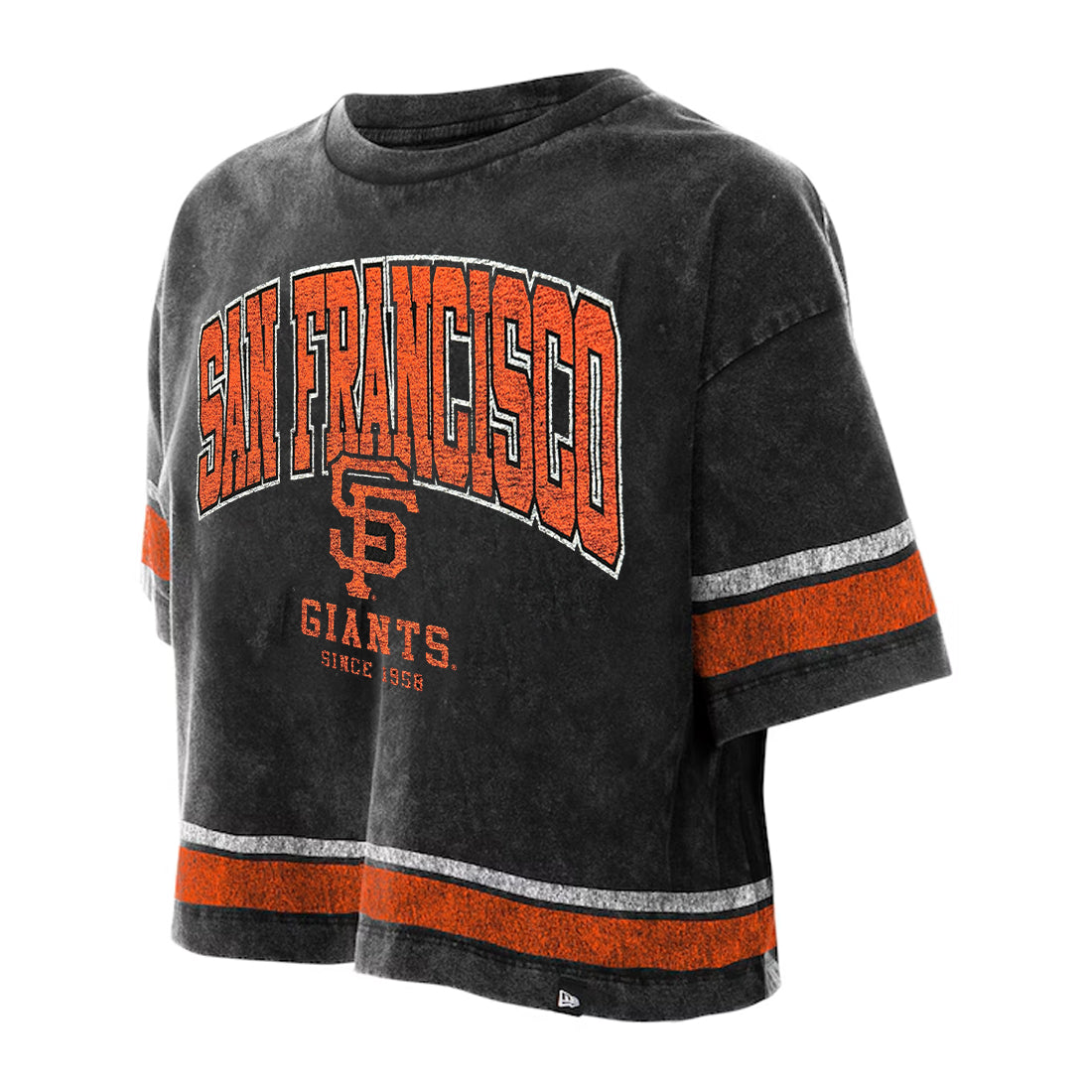 SAN FRANCISCO GIANTS WOMEN'S NEW ERA LIFE STYLE STONE WASH BOXY CROPPED T-SHIRT - BLACK
