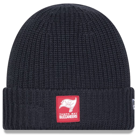 TAMPA BAY BUCCANEERS 2025 SIDELINE COLD WEATHER CUFFED KNIT - CHARCOAL