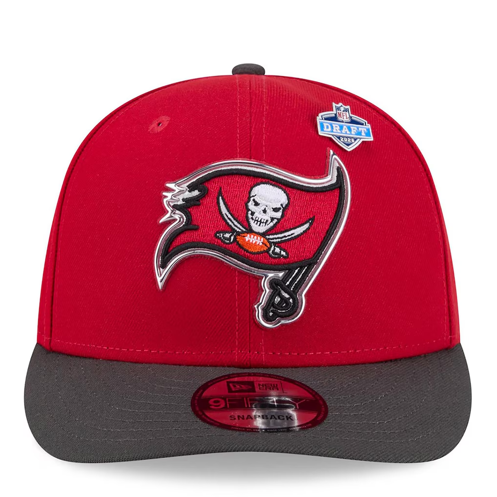 TAMPA BAY BUCCANEERS 2026 NFL DRAFT 9FIFTY SNAPBACK HAT - RED/GRAY