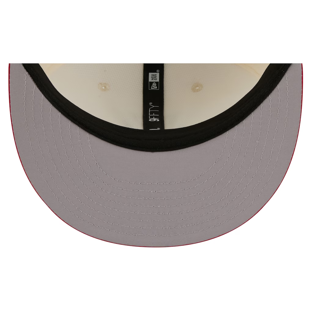 TAMPA BAY BUCCANEERS 2026 NFL TRAINING CAMP 9FIFTY SNAPBACK HAT - CHROME WHITE/RED