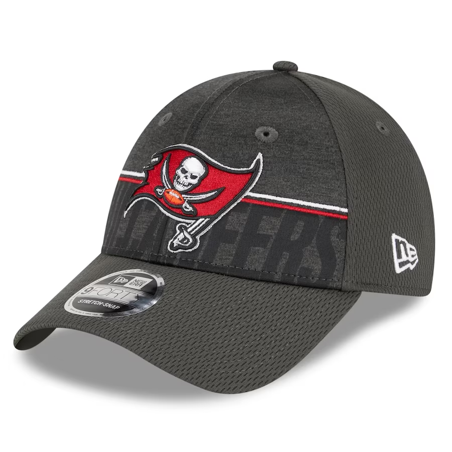 TAMPA BAY BUCCANEERS KIDS 2023 TRAINING CAMP 9FORTY STRETCH-SNAP HAT