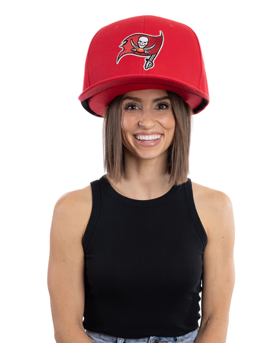 TAMPA BAY BUCCANEERS NOGGIN OVERSIZED HAT RED JR S SPORTS