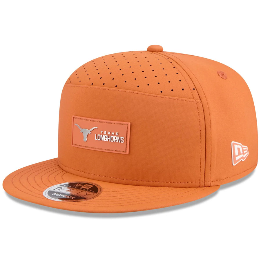 TEXAS LONGHORNS 2025 SIDELINE SPLIT PANEL 9FIFTY SNAPBACK HAT - BURNT ORANGE