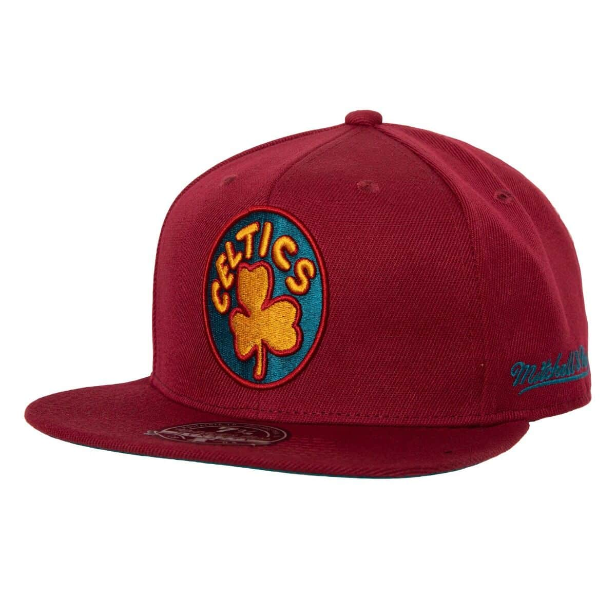BOSTON CELTICS HWC NORTHERN LIGHTS FITTED HAT