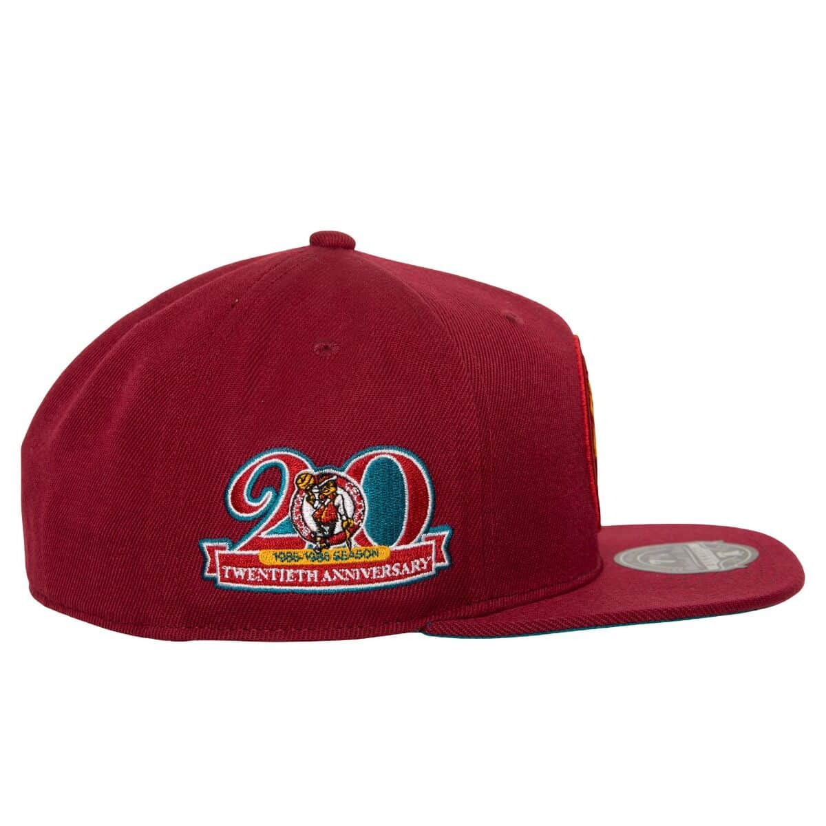 BOSTON CELTICS HWC NORTHERN LIGHTS FITTED HAT