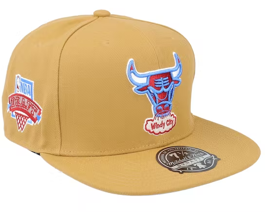 CHICAGO BULLS HWC SAND & SKY FITTED HAT