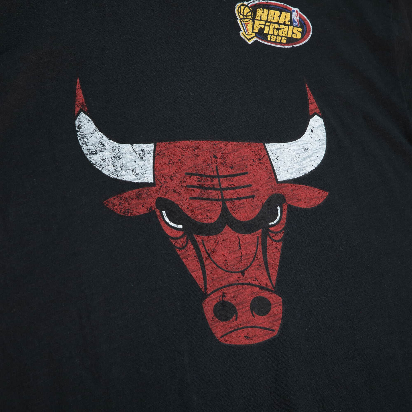 CHICAGO BULLS MEN'S LEGENDARY SLUB T-SHIRT